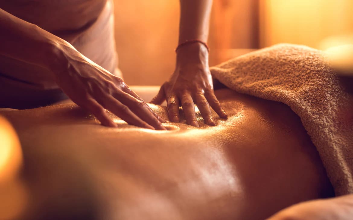 Abhyanga Massage